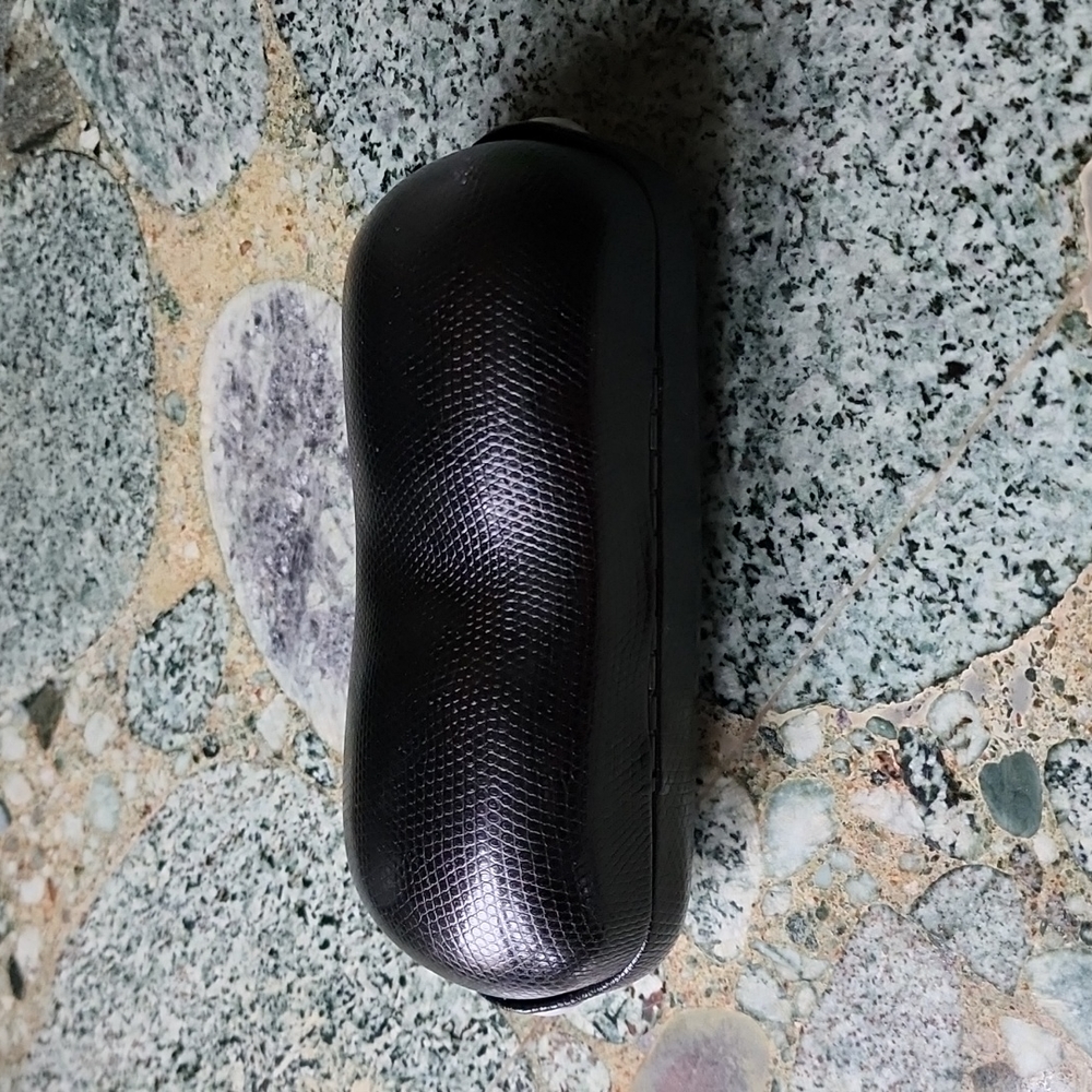 CHANEL Hard Sunglass Case - Picture 6 of 6